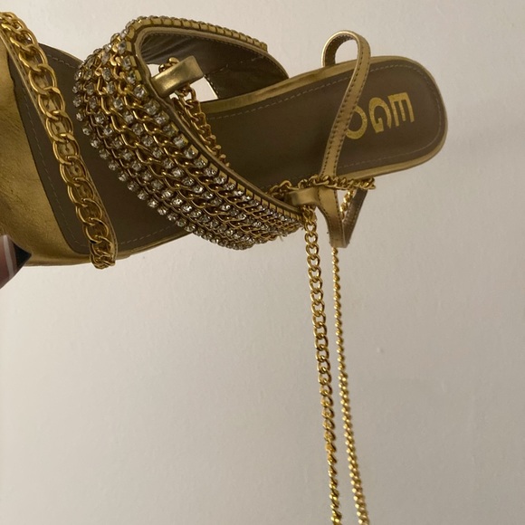 Gold chain detail heels - Picture 3 of 4
